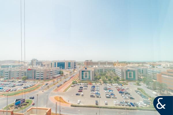 1 Bedroom | Vacant | Spacious | 876 sq ft